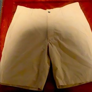 Footjoy golf shorts size 32